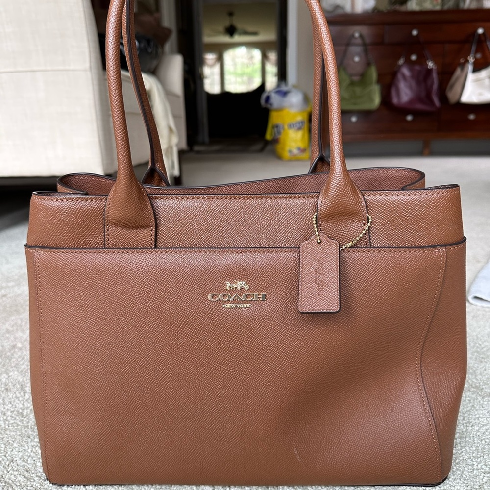 Like new brown coach bag